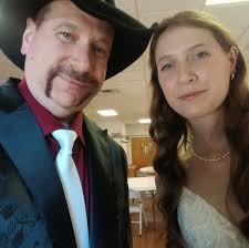 Where to fish for stripers in Lake Hartwell and what bait to use?