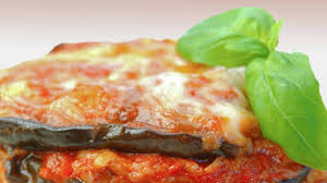 Maybe you would like to learn more about one of these? Dal Taglio Al Riposo Passando Per Il Sugo La Parmigiana Di Melanzane Perfetta In 14 Mosse La Repubblica