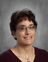 Hilary Petersen's Instagram, Twitter & Facebook