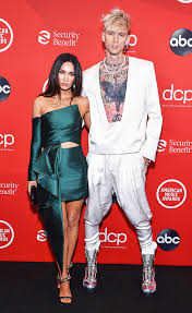 Check out full gallery with 13624 pictures of megan fox. Megan Fox Machine Gun Kelly S Weekend Getaway In Vegas Details Hollywood Life