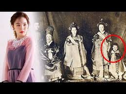Red Velvet WENDY's connection to Joseon Dynasty's Royal Family ...