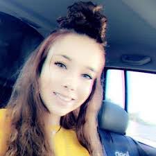 Lexy Baxter's Instagram, Twitter & Facebook