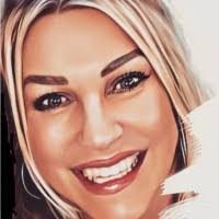 Tracy Irvine's Instagram, Twitter & Facebook