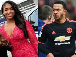 Jun 16, 2021 · barcelona coach ronald koeman has confirmed that a deal to bring memphis depay to the club on a free transfer is close to completion. Manchester United S Memphis Depay Gets His Girlfriend A Very Odd Present For Valentine S Day Mirror Online