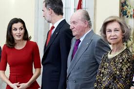 Las polémicas menciones familiares del rey Juan Carlos en sus memorias: lo que opina de la reina Sofía, de Felipe y Letizia y un consejo para Leonor