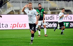 Michael folorunsho (pordenone) wins a free kick in the defensive half. Pordenone Ko A La Spezia Decide Ricci Cittadella Sul Velluto 0 3 Al Trapani