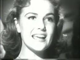 Kit Yam's Instagram, Twitter & Facebook