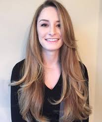 This style combines a side swept with the medium back layered cut. 15 Long Layered Haircut Ideas To Try Styleoholic