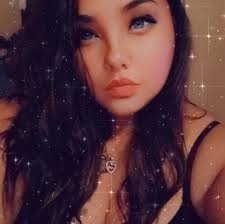 What sports options are available for a 12-year-old in Seguin, Texas?