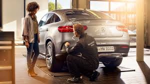 Focus Op Veiligheid De Diensten Voor Uw Mercedes Benz