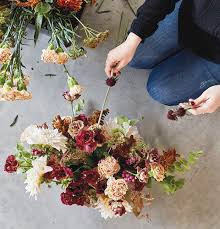 The mobile flower truck pops up around fort worth for private parties, corporate events, photo sessions and is often seen at the clearfork farmers market. How To Create A Floral Arrangement Fort Worth Magazine