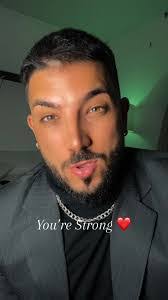 Marilyn Lauria's Instagram, Twitter & Facebook