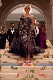 In ocean's 8, a team of criminals (and wannabe criminals) band together to steal an ridiculously valuable diamond necklace during the met gala, requiring a plan so complex and logistically absurd. The Costumes In Ocean S 8 Helped The Cast Steal Jewels In The Heist Thriller Franchise Fashionista