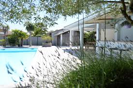 Retrouvez sur jardin et maison des tutoriels pour décorer et entretenir vos jardins et maison. Exclusive Charming Renovated House With Swimming Pool And Garden