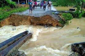 Check spelling or type a new query. Curah Hujan Tinggi Desa Di Kecamatan Natal Diterjang Banjir Sketsa Online