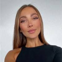 Natasha Wiseman's Instagram, Twitter & Facebook