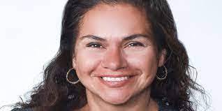 Penny Schell's Instagram, Twitter & Facebook