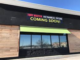 Un choix unique de eclairage cuisine spot disponible dans notre magasin. Appleton Tony Nguyen Vietnamese Cuisine Takes Wildflower Spot