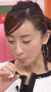 西尾由佳理 投稿写真一覧 find キス 顔 顔 美人 アナウンサー