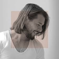 Alex Bencomo's Instagram, Twitter & Facebook