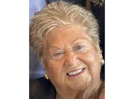 Obituary: Maria Violi, 88, Of Stamford