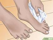 How to Clean Toe Nails: 11 Steps (with Pictures) - wikiHow