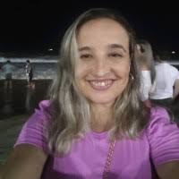 50+ perfis com “Miriã Moura”