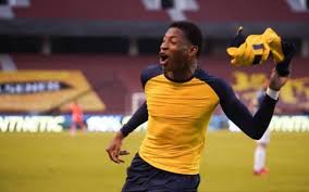 Los jugadores de ecuador celebran un gol ante uruguay en el estadio rodrigo paz, por las eliminatorias al mundial de catar, en el partido jugado el miércoles 13 de octubre de 2020. Tabla De Posiciones Eliminatorias Corea Japon 2002 Conmebol