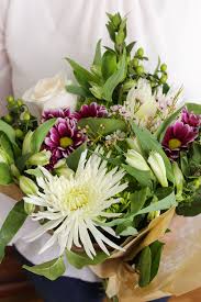 Wählen sie ihre nächste destination ! How To Elevate Supermarket Flowers Stella Cadente