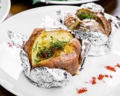Papillote De Pomme De Terre Aux Herbes Recette Recettes De Cuisine Pomme De Terre Au Four Pomme De Terre