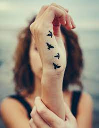 Black ink, white ink ,red tattoo ink and more. Momentary Ink Die Losung Fur Tattoo Unentschlossene
