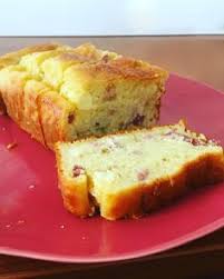 Cake Au Kiri Et Aux Lardons Par Noemie Derey Recette Lardon Recette Idee Recette