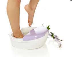 Prenez soin de vos pieds avec les soins des pieds l'occitane au beurre de karité, qui nourrissent et réparent la peau de vos pieds. Testez L Hydromassage Pour Pieds Contre Les Problemes De Circulation Sanguine