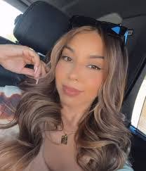 Kelli Ramirez's Instagram, Twitter & Facebook