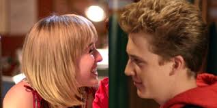 Smallville: 10 Things You Missed About The Flash