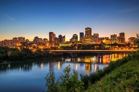 The city had a population of 932,546 in 2016. The Best Things To Do In Edmonton For 2021 Road Trip Alberta