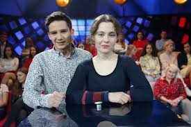 Wierni fani m jak miłość z pewnością pamiętają krystiana jako kilkumiesięcznego aktora, który rozpoczął swoją przygodę na planie serialu, która trwa do dziś. Krystian Domagala Jak Dzis Wyglada Syn Serialowych Hanki I Marka Mostowiakow Z M Jak Milosc Zdjecia Kozaczek