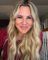 Beth Stinson (@bethstinson) • Instagram photos and videos