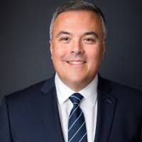 Rebecca Vos's Instagram, Twitter & Facebook