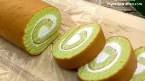 Vanilla swiss roll can is so delicate. Pandan Swiss Roll Cake Mykitchen101en Com