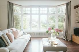 Ein modernes haus im landhausstil verbindet die rustikale optik mit hochwertigem ein haus im landhausstil lässt sich individuell planen und an persönliche wünsche und bedürfnisse anpassen. 1001 Ideen Fur Moderne Wohnzimmer Landhausstil Einrichtung Landhausstil Wohnzimmer Wohnzimmer Modern Landhaus Mobel