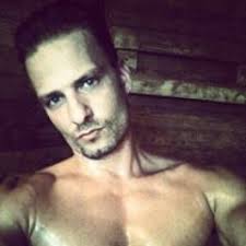 Stream Arturo Moises music