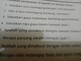 Mar 27, 2021 · dari dua cara tersebut, bisa dikembangkan menjadi berbagai cara mengumpan bola (variasi), dari level dasar hingga level lanjutan atau mahir. Tolong Di Jawab Ya Kak 1 Berapa Nilai Melempar Bola Dari Garis Tengah Lingkaran Permainan Bola Brainly Co Id