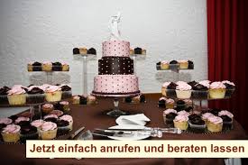 A phenomenon has spread to the world researchers called genetic bending, a new type of illness that causes one gene to reconstruct affecting one's gender. Cupcake Torte Hochzeit Berlin Hochzeitstorten Vom Konditor