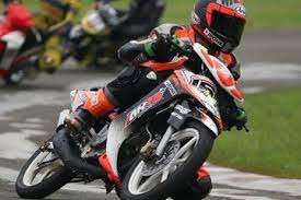 Satria 2tak lumba restorasi racing cuma sekedar berbagi klo ada yg masih kurang bagi masukan nya ya para senior satria 2tak indonesia salam asap 2stroke satria 2tak jadi, jika anda ingin dapatkan semua luar biasa tembakan mengenai 10 gambar modifikasi satria 2tak lumba , klik save tombol. Kendala Aki Di Race Pertama Juragan Siap Balas Di Race 2 Ex Rider Motorplus