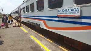 Stasiun ini adalah stasiun induk kota surakarta. Kereta Api Kalijaga Solo Semarang Dikabarkan Resmi Berhenti Beroperasi Ini Penjelasan Pt Kai Tribun Jateng