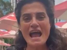 D-day for celebrity chef's fire sale