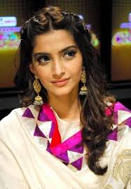 Short hair is easy to maintain. Open Free Hairstyles For Long And Medium Hair Open Hairstyles For Saree