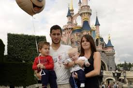 Eden hazard is married to natacha van honacker and the couple welcomed their first child, a son, in december of 2010 and named him eden hazard and his brothers kylian and thorgan hazard. Eden Hazard Family Parents Brothers Wife Children Successstory