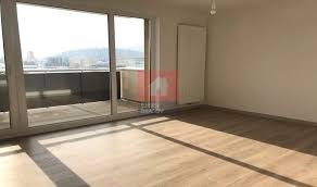 Apartamentul este la un etaj intermediar mic structura este decomandata si nu a fost locuit inchiriez apartament 2 camere avantgarden 3 brasov mobilat si utilat complet nou. Apartamente De Inchiriat Brasov 2 Camere